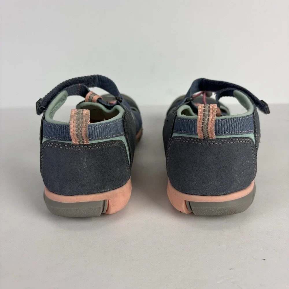 Keen CNX Blue Pink Pull-On Washable Sport Sandals Shoes women's size 6